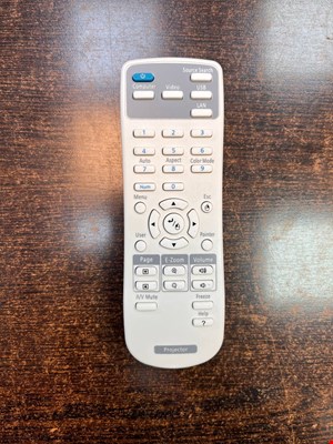 کنترل اصل شرکتی ویدئوپرژکتور ایپسون EPSON 
