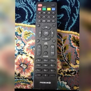 کنترل جایگزین ریسیور نایاب پرمیوم HD           باتوجه به نبود کنترل موردنظر در بازار ،کنترل (جایگزین) ست شده با کنترل اصلی اگهی ارسال میشه.              