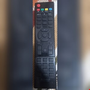 کنترل جایگزین ال ای دی نایاب آلونسا ژاپن ‌ALONSA          باتوجه ب نبود کنترل موردنظر در بازار، کنترل (جایگزین) ست شده با کنترل اصلی اگهی ارسال میشه.              